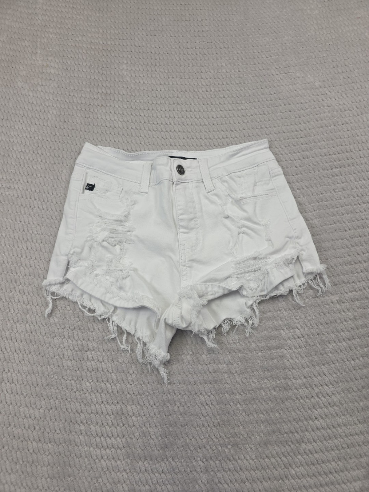 Kancan Shorts Womens Size 26 White Distressed Denim Cut Off Stretch